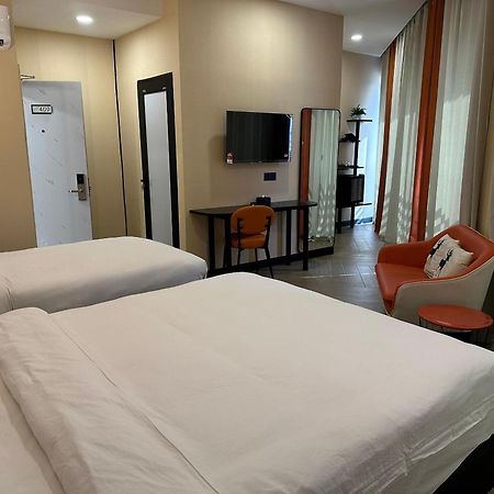 S Hotel Seberang Jaya Exteriör bild