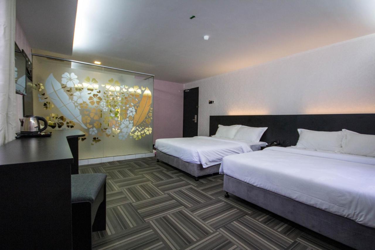 S Hotel Seberang Jaya Exteriör bild