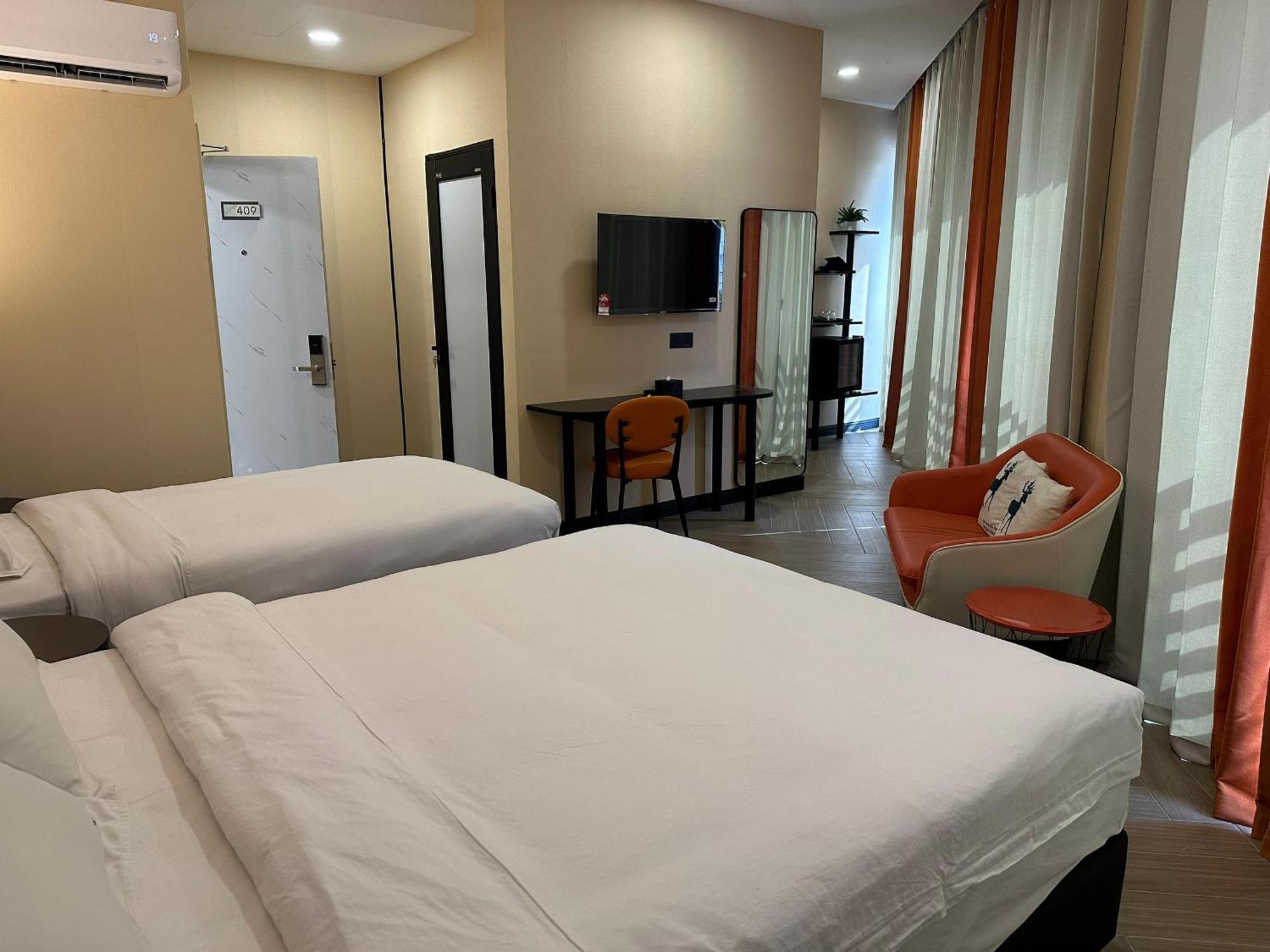 S Hotel Seberang Jaya Exteriör bild